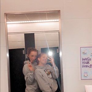 Meet your Posher, Caroline